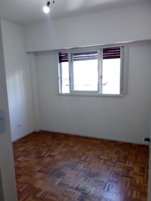 Excelente Depto. 3 Amb. C/balcon - Imagen# 9