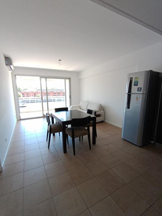 Excelente Depto. 2 Amb. C/balcon y Cochera - Imagen# 4