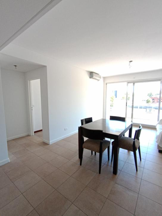 Excelente Depto. 2 Amb. C/balcon y Cochera - Imagen# 8