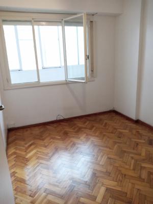 Excelente Depto. 3 Amb. C/balcon - Imagen# 17