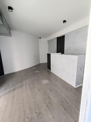 IMPECABLE OFCINA COMERCIAL CON COCHERAS en Alicia M. De Justo  VISTA AL DIQUE. - Imagen# 21