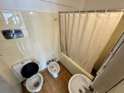 Lindo Depto. 2 Amb. al Frente sobre Av. Independencia - Imagen# 16