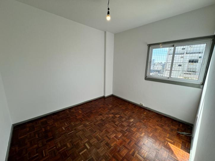 Lindo Depto. 2 Amb. al Frente sobre Av. Independencia - Imagen# 13