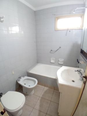 Excelente Depto. 2 Amb. C/balcon de Frente sobre Av Boedo - Imagen# 17