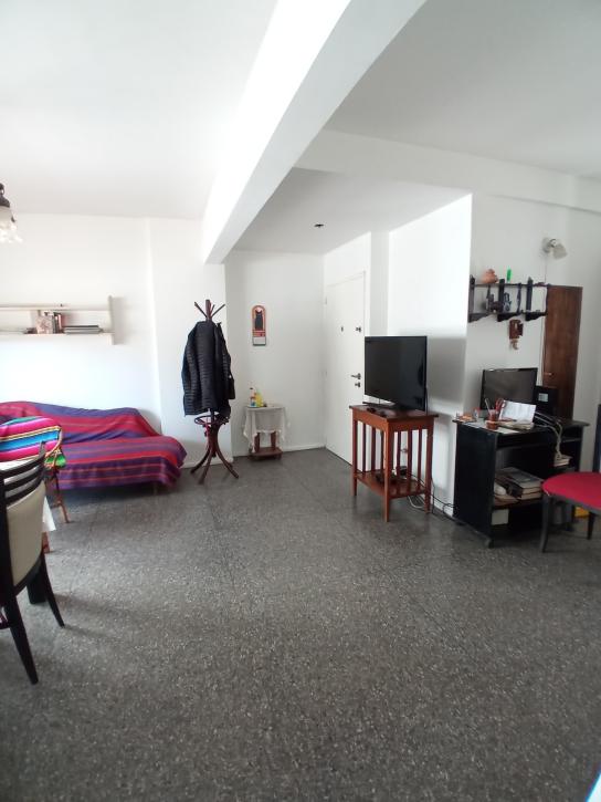 Excelente Depto. 4 Amb. C/ Balcon y Pati - Imagen# 6