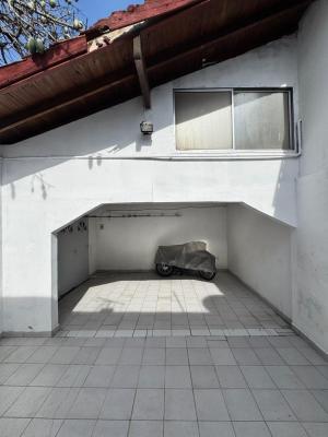 Casa Multifamiliar C/2 Deptos. 3 Amb. C/u, garage, Terraza. Patio - Imagen# 4