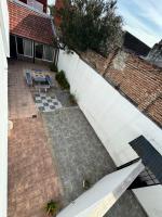 Casa Multifamiliar C/2 Deptos. 3 Amb. C/u, garage, Terraza. Patio - Imagen# 19