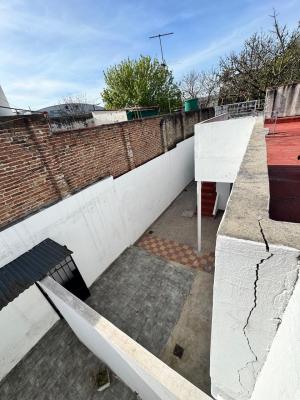 Casa Multifamiliar C/2 Deptos. 3 Amb. C/u, garage, Terraza. Patio - Imagen# 20