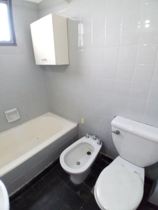 EXCELENTE Departamento de 2 ambientes al lateral - Imagen# 18