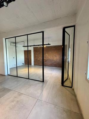 Excelente Oficina de 3 Amb. C/cochera - Imagen# 3