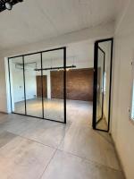 Excelente Oficina de 3 Amb. C/cochera - Imagen# 3